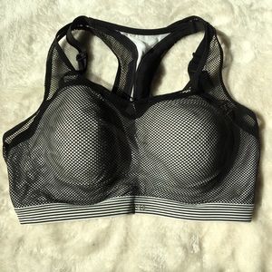 Incredible by Victoria’s Secret Sport Bra